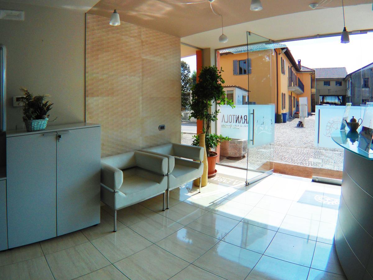 La Tarantola Bed & Breakfast Vermezzo Luaran gambar